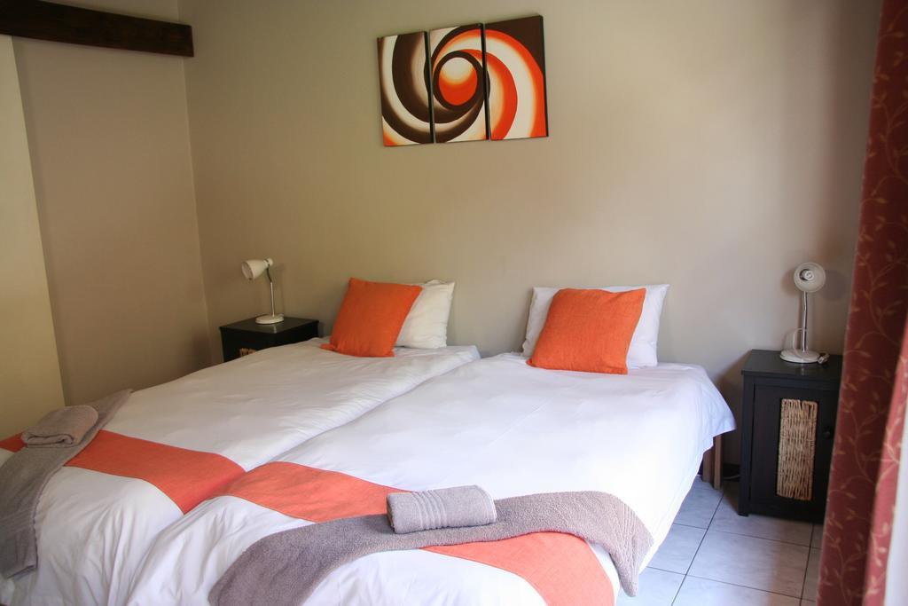 Dunedin Star Guesthouse ซวาคอปมุนด์ ห้อง รูปภาพ
