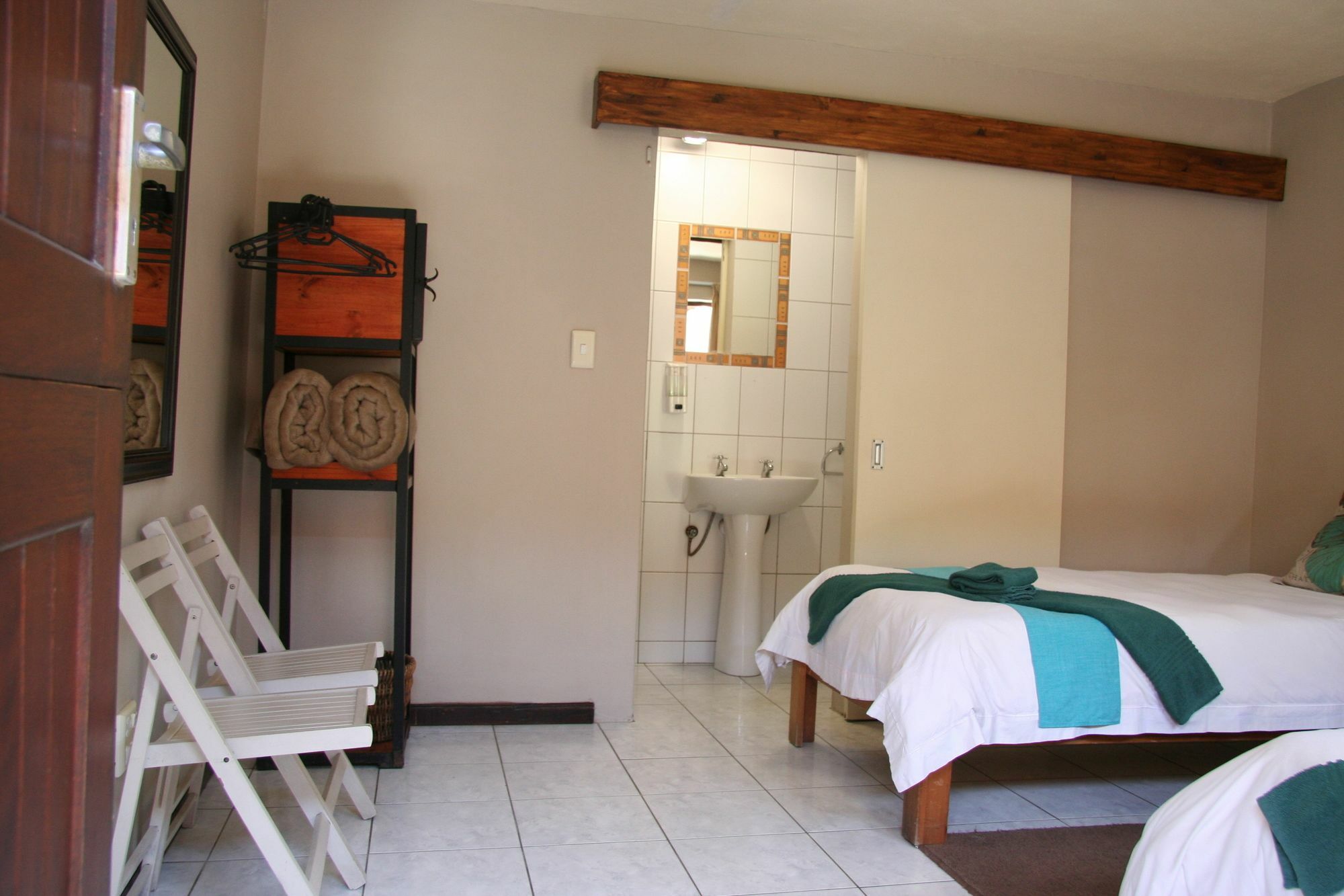 Dunedin Star Guesthouse ซวาคอปมุนด์ ภายนอก รูปภาพ