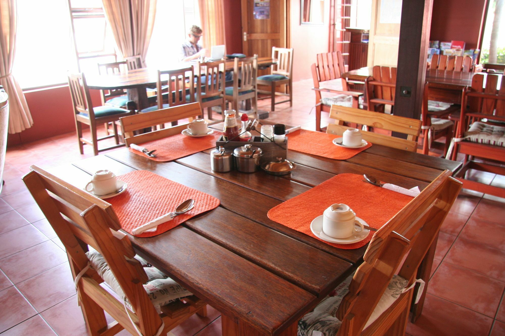 Dunedin Star Guesthouse ซวาคอปมุนด์ ภายนอก รูปภาพ